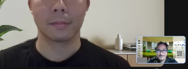 インタビュー中の渥美さん